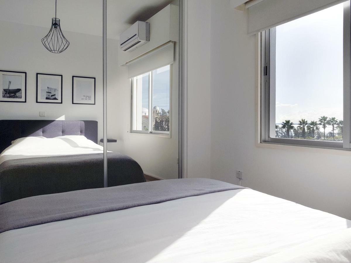 City Pearl - Modern 2 Bed Sea View Apt In City Centre リマソール エクステリア 写真